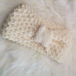 Πλεκτή χειροποίητη headband εκρού φιόγκο